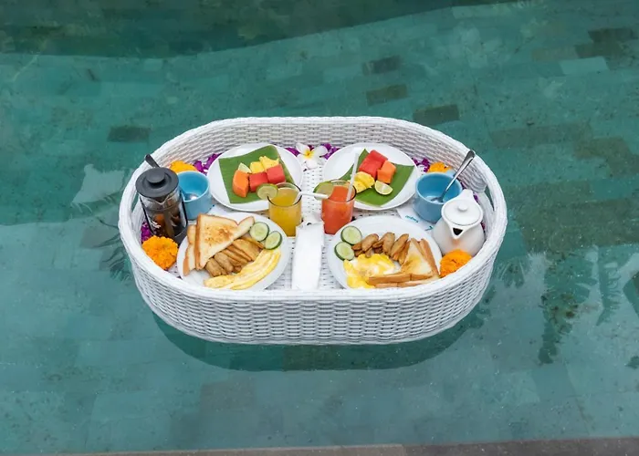Villa Adhi *